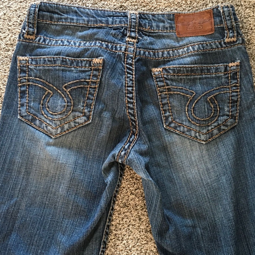 Big Star Women's Straight Leg Jeans in Distressed Blue